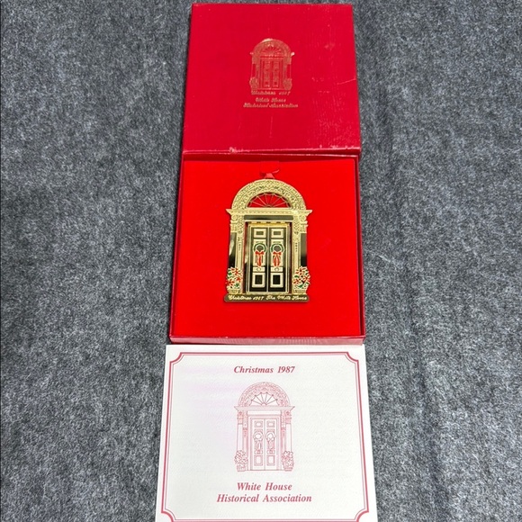 Gold Holiday Door Ornament - Picture 3 of 4